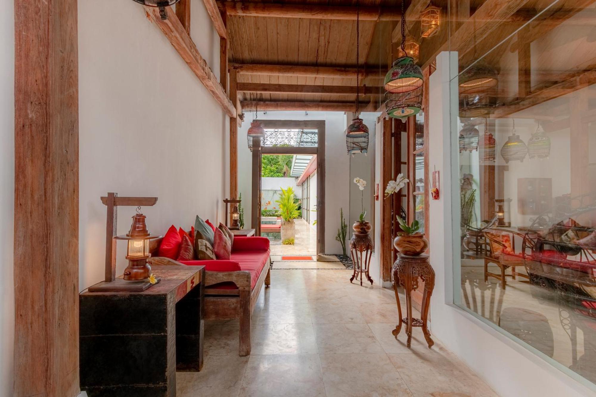 Bali Ginger Suites & Villa Seminyak  Room photo